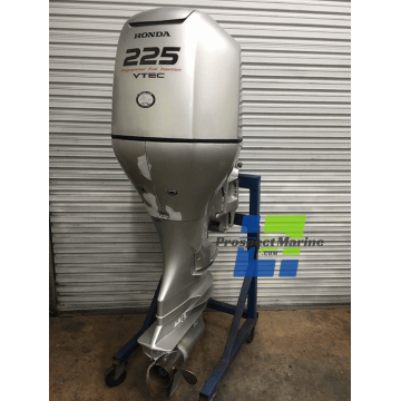 Used Honda 225 HP 4-Stroke Outboard Motor