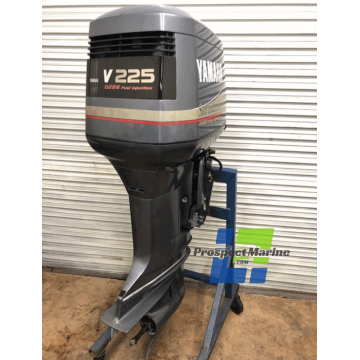 Yamaha S225TXRX 2-Stroke Outboard Motor