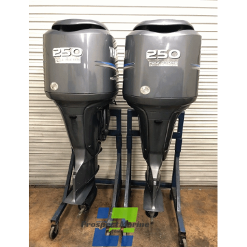 Pair Yamaha 250 HP 4-Stroke Outboard