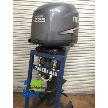 2002 Yamaha F225TURA 4-Stroke Outboard Motor