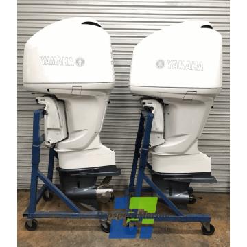 Used Pair Yamaha LF250TUR 4-Stroke Outboard Motor