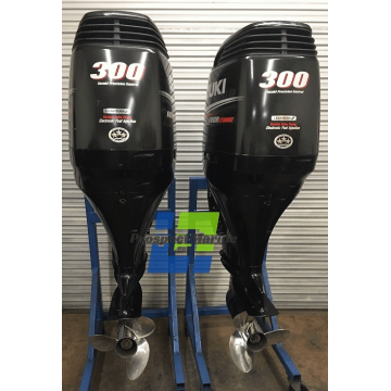 Pair 2015 Suzuki 300 HP 4-Stroke Outboards Motor