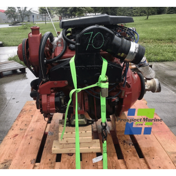 Used Volvo Penta 4.3L 205 Marine Inboard Engine