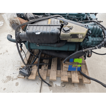 Volvo Penta KAD43P Marine Diesel Engine 230-HP